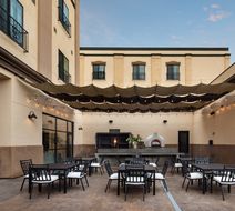 Hotel Winters Exterior