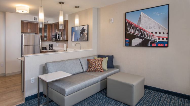 Residence Inn J Hopkins Medical Campus Room