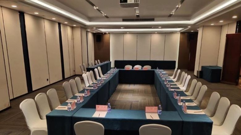 <b>Shen Zhou 7 Star Hotel Meeting</b>. Images powered by <a href="https://www.leonardoworldwide.com/" title="Leonardo Worldwide" target="_blank">Leonardo</a>.