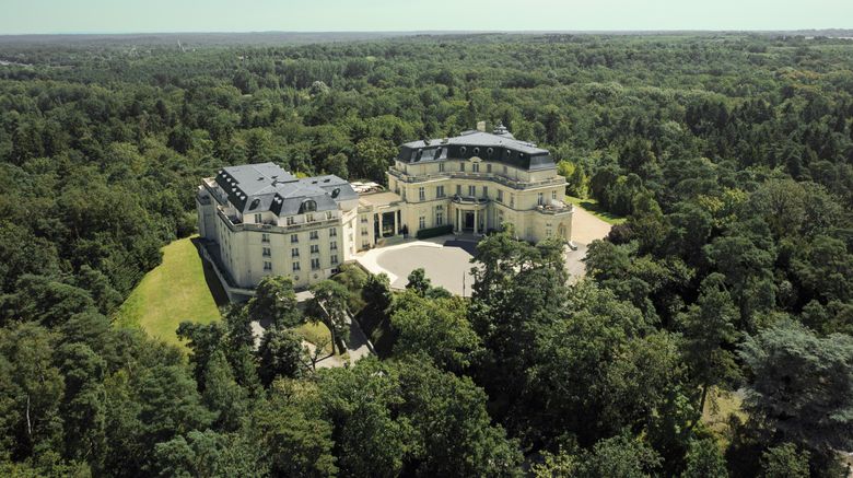 <b>InterContinental Chateau Mont Royal Exterior</b>. Images powered by <a href="https://www.leonardoworldwide.com/" title="Leonardo Worldwide" target="_blank">Leonardo</a>.