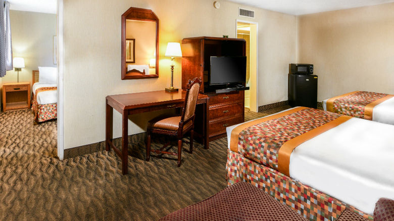 <b>Vagabond Inn Costa Mesa Suite</b>. Images powered by <a href="https://www.leonardoworldwide.com/" title="Leonardo Worldwide" target="_blank">Leonardo</a>.