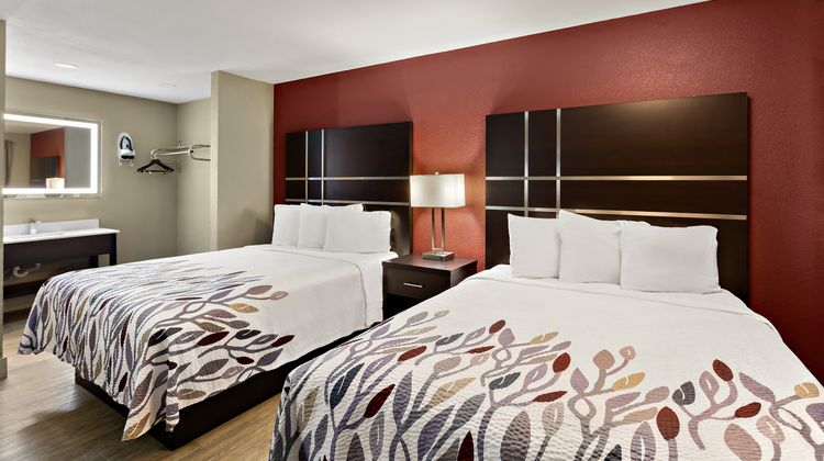 Red Roof Inn Redding Room