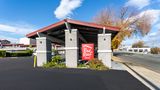 Red Roof Inn Redding Exterior