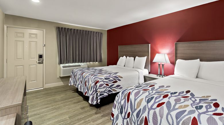 <b>Red Roof Inn Redding Room</b>. Images powered by <a href="https://www.leonardoworldwide.com/" title="Leonardo Worldwide" target="_blank">Leonardo</a>.