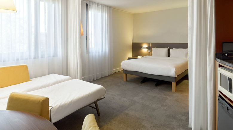 <b>B&B Hotel Paris Nord 18E Exterior</b>. Images powered by <a href="https://www.leonardoworldwide.com/" title="Leonardo Worldwide" target="_blank">Leonardo</a>.