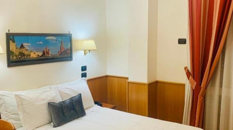 Hotel Cassia Room