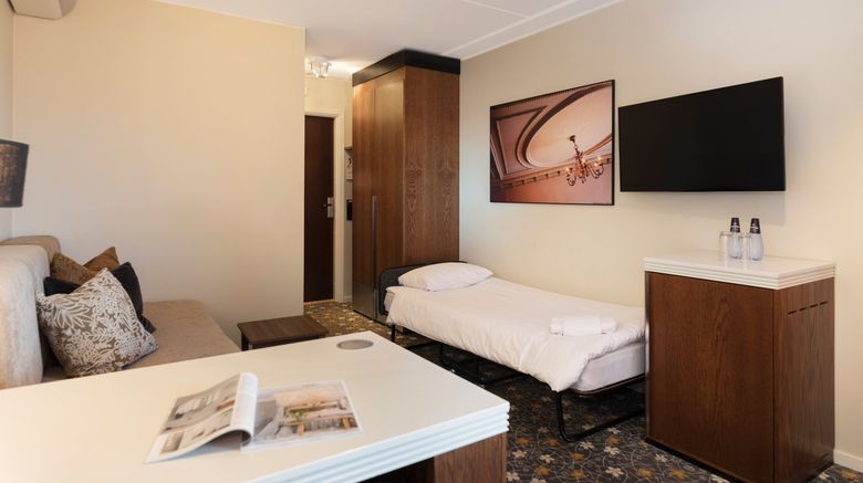 <b>Hotel Opera Room</b>. Images powered by <a href="https://www.leonardoworldwide.com/" title="Leonardo Worldwide" target="_blank">Leonardo</a>.