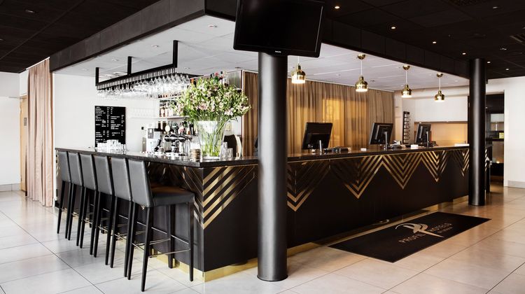 Hotel Opera Lobby