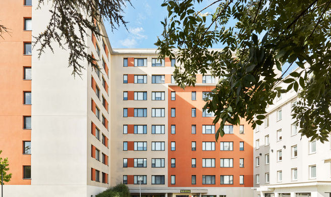 B&B Hotel Paris Velizy Est Exterior