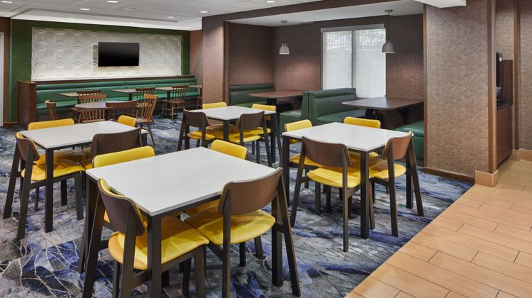 Fairfield by Marriott Gainesville Restaurant