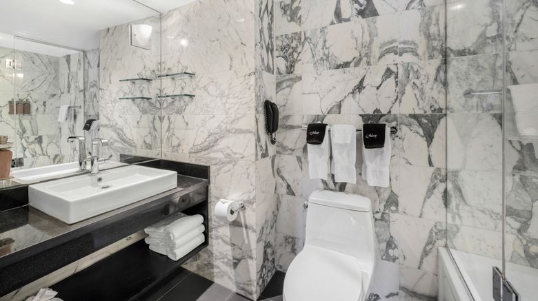 <b>The Normandy Hotel Room</b>. Images powered by <a href="https://www.leonardoworldwide.com/" title="Leonardo Worldwide" target="_blank">Leonardo</a>.