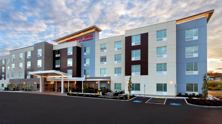 TownePlace Suites Portland Airport ME Exterior