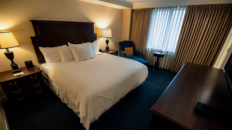 <b>The Morris Inn Room</b>. Images powered by <a href="https://www.leonardoworldwide.com/" title="Leonardo Worldwide" target="_blank">Leonardo</a>.