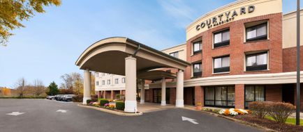 Courtyard by Marriott Wall Township Exterior
