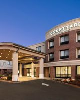 Courtyard by Marriott Wall Township