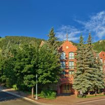 The St. Regis Aspen Resort