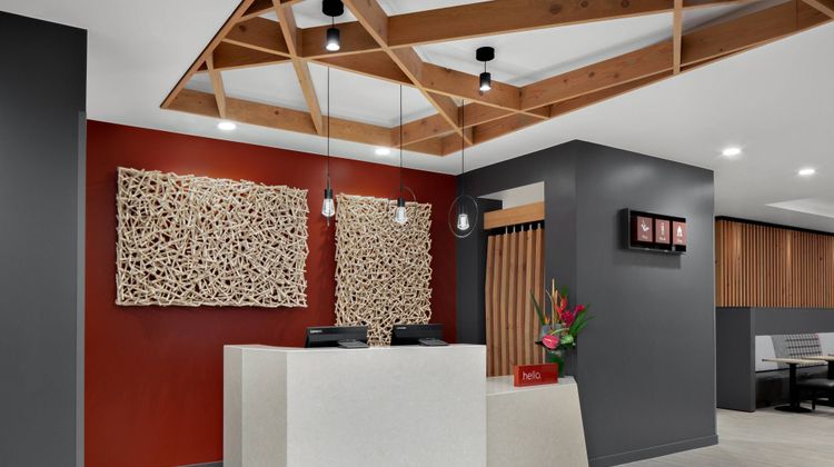 TownePlace Suites Loveland Fort Collins Lobby