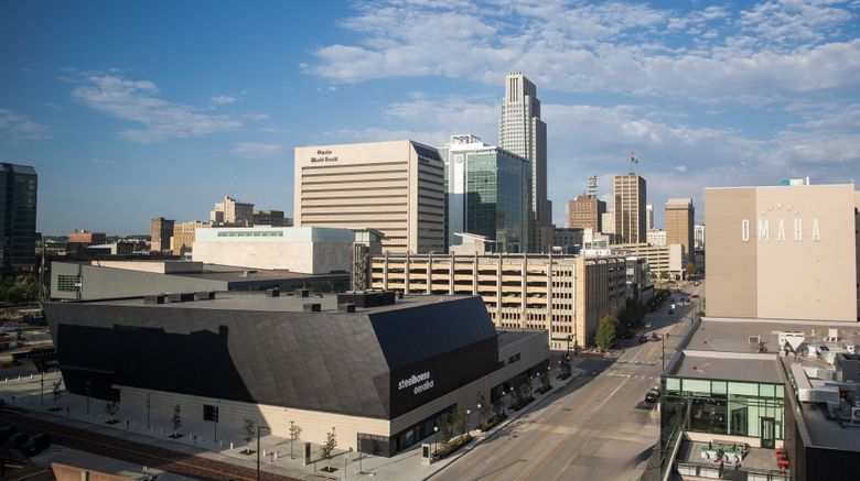 <b>Omaha Marriott Downtown Capitol District Exterior</b>. Images powered by <a href="https://www.leonardoworldwide.com/" title="Leonardo Worldwide" target="_blank">Leonardo</a>.