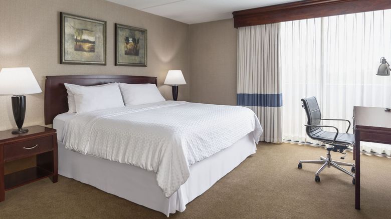 <b>Four Points by Sheraton at O'Hare Suite</b>. Images powered by <a href="https://www.leonardoworldwide.com/" title="Leonardo Worldwide" target="_blank">Leonardo</a>.
