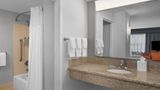 <b>Courtyard Phoenix West/Avondale Room</b>. Images powered by <a href="https://www.leonardoworldwide.com/" title="Leonardo Worldwide" target="_blank">Leonardo</a>.