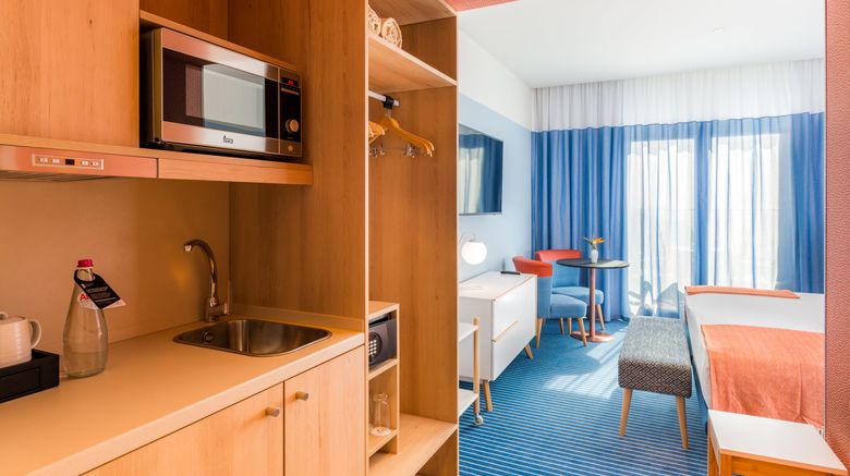 <b>Pestana Casino Studios Room</b>. Images powered by <a href="https://www.leonardoworldwide.com/" title="Leonardo Worldwide" target="_blank">Leonardo</a>.