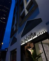 Les Artistes Hotel