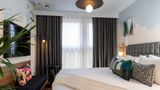 <b>Les Artistes Hotel Room</b>. Images powered by <a href="https://www.leonardoworldwide.com/" title="Leonardo Worldwide" target="_blank">Leonardo</a>.