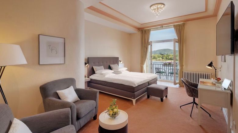 <b>Rheinhotel Dreesen Suite</b>. Images powered by <a href="https://www.leonardoworldwide.com/" title="Leonardo Worldwide" target="_blank">Leonardo</a>.