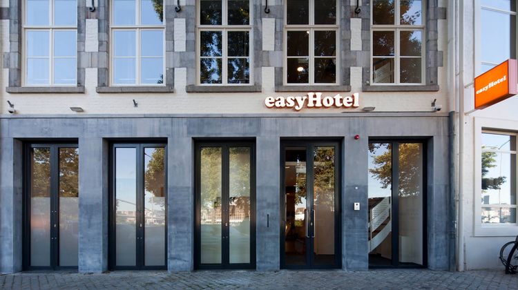 easyHotel Maastricht City Centre Exterior