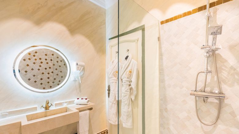 <b>Albakech House Room</b>. Images powered by <a href="https://www.leonardoworldwide.com/" title="Leonardo Worldwide" target="_blank">Leonardo</a>.
