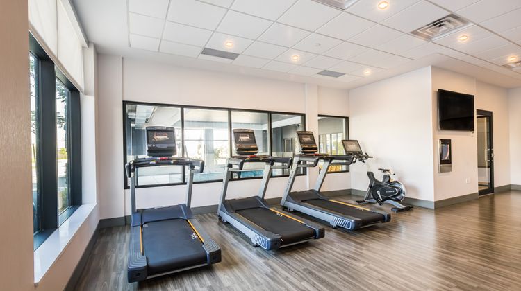 Holiday Inn Express & Stes Airport South Health Club