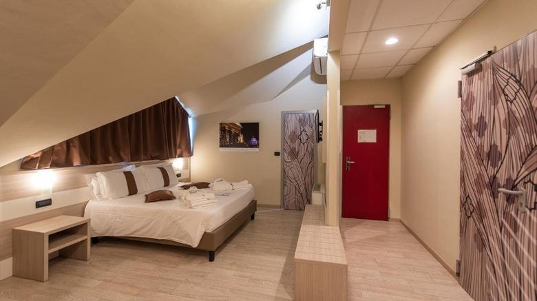 <b>Best Quality Hotel La Darsena Room</b>. Images powered by <a href="https://www.leonardoworldwide.com/" title="Leonardo Worldwide" target="_blank">Leonardo</a>.