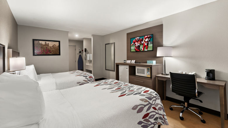 <b>Red Roof Inn Martinsburg Room</b>. Images powered by <a href="https://www.leonardoworldwide.com/" title="Leonardo Worldwide" target="_blank">Leonardo</a>.