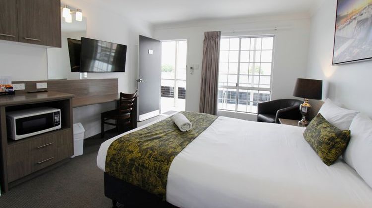 Takalvan Motel Room