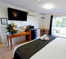 Windmill Motel And Events Centre Room