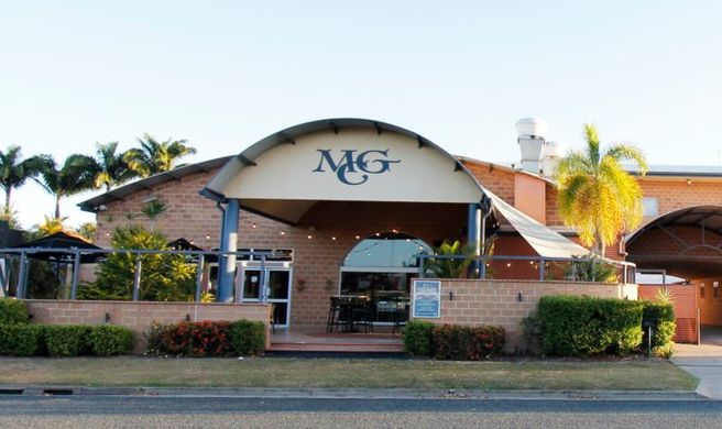 Windmill Motel And Events Centre Exterior
