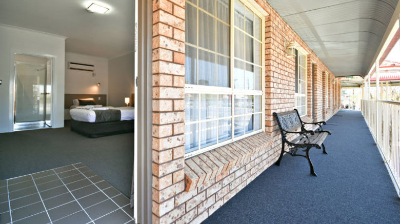<b>The Aberdeen Motel Room</b>. Images powered by <a href="https://www.leonardoworldwide.com/" title="Leonardo Worldwide" target="_blank">Leonardo</a>.