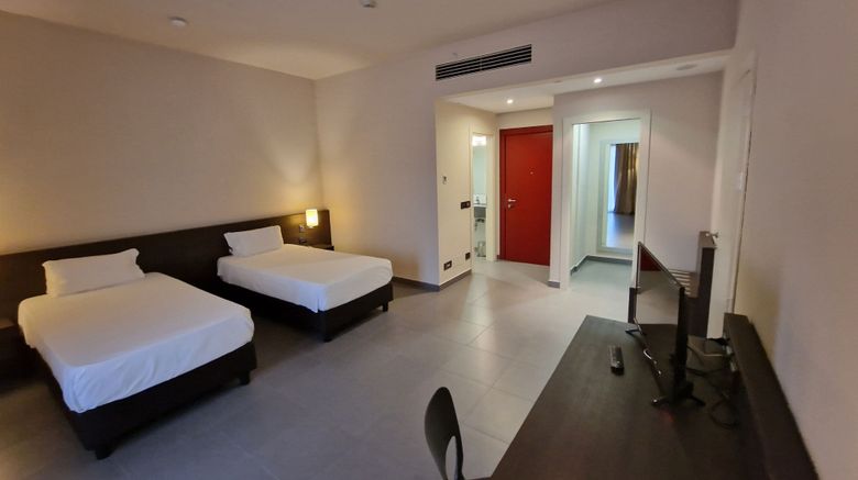 <b>Inn Naples Airport Room</b>. Images powered by <a href="https://www.leonardoworldwide.com/" title="Leonardo Worldwide" target="_blank">Leonardo</a>.