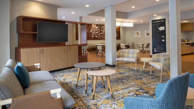 TownePlace Suites Olympia Lobby
