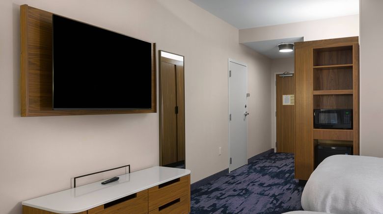 <b>Fairfield Inn & Suites Statesville Room</b>. Images powered by <a href="https://www.leonardoworldwide.com/" title="Leonardo Worldwide" target="_blank">Leonardo</a>.