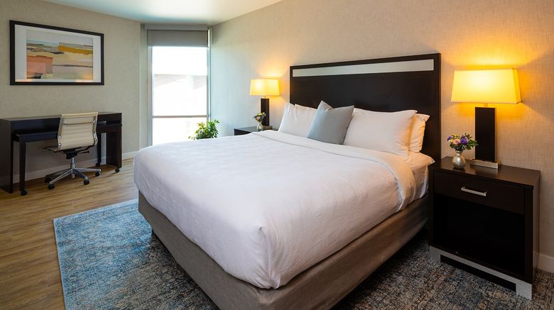 <b>Delamar Traverse City Room</b>. Images powered by <a href="https://www.leonardoworldwide.com/" title="Leonardo Worldwide" target="_blank">Leonardo</a>.