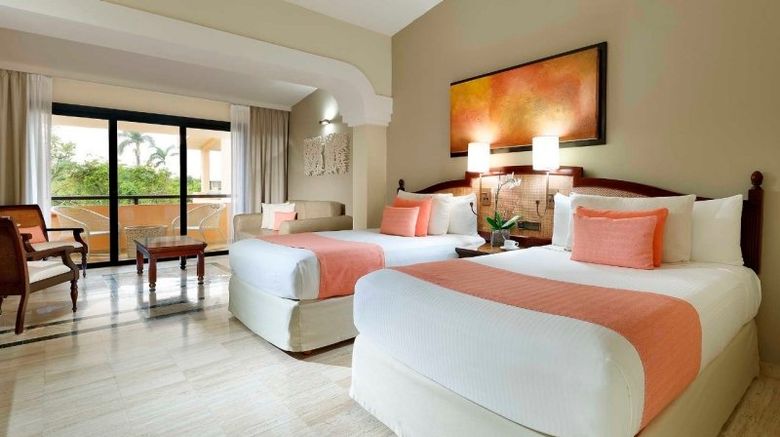 <b>Grand Palladium White Sand Resort & Spa Suite</b>. Images powered by <a href="https://www.leonardoworldwide.com/" title="Leonardo Worldwide" target="_blank">Leonardo</a>.
