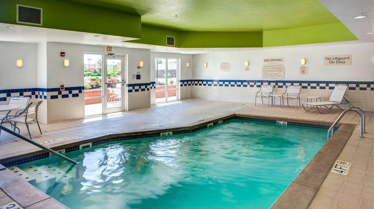 Fairfield Inn & Suites Pool