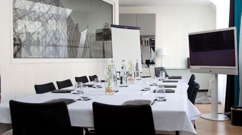 <b>L'Empire Paris Hotel Meeting</b>. Images powered by <a href="https://www.leonardoworldwide.com/" title="Leonardo Worldwide" target="_blank">Leonardo</a>.