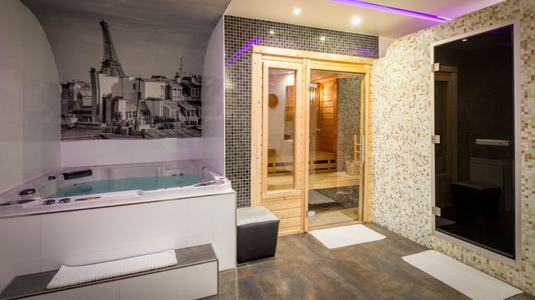 <b>L'Empire Paris Hotel Spa</b>. Images powered by <a href="https://www.leonardoworldwide.com/" title="Leonardo Worldwide" target="_blank">Leonardo</a>.