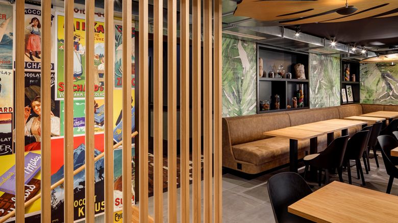 <b>Swiss Chocolate by Fassbind Lobby</b>. Images powered by <a href="https://www.leonardoworldwide.com/" title="Leonardo Worldwide" target="_blank">Leonardo</a>.