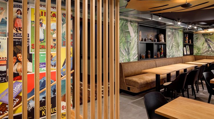 Swiss Chocolate by Fassbind Lobby
