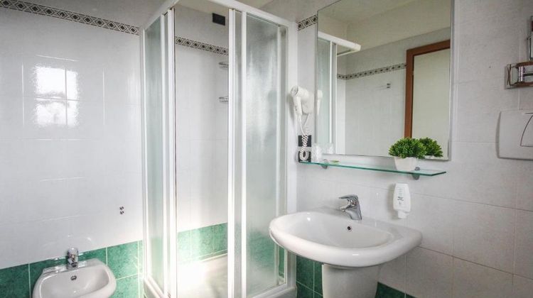 Green Class Candiolo Hotel Room