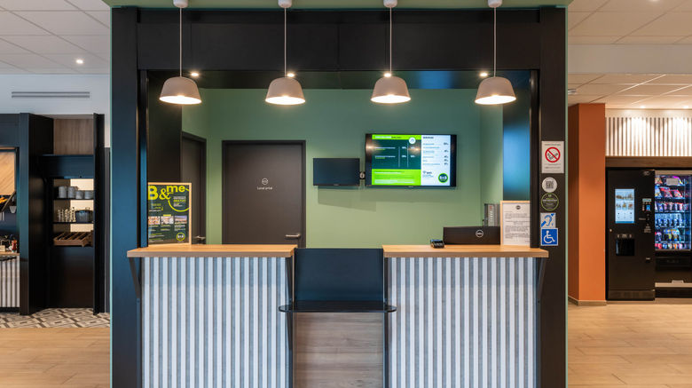 <b>B&B Hotel Bourg-En-Bresse Viriat Lobby</b>. Images powered by <a href="https://www.leonardoworldwide.com/" title="Leonardo Worldwide" target="_blank">Leonardo</a>.