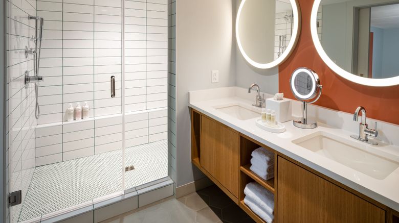 <b>The Wayback, A Tribute Portfolio Hotel Room</b>. Images powered by <a href="https://www.leonardoworldwide.com/" title="Leonardo Worldwide" target="_blank">Leonardo</a>.